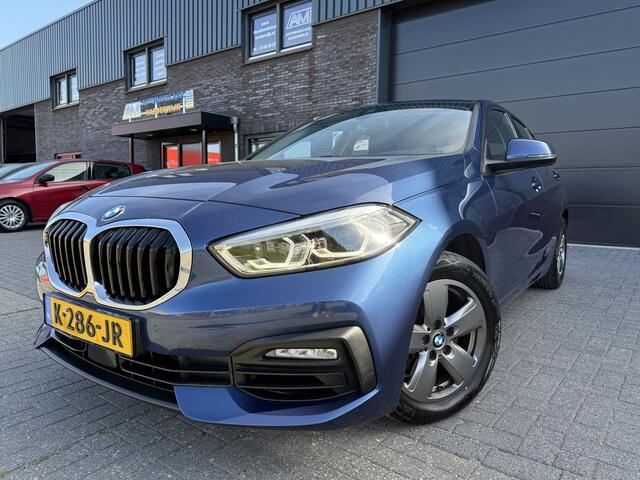BMW 1-SERIE 116i Executive Edition | 1E EIGENAAR | 12MND GARANTIE | AUTOMAAT | DAB | CARPLAY | LED | NAVI | LMV |