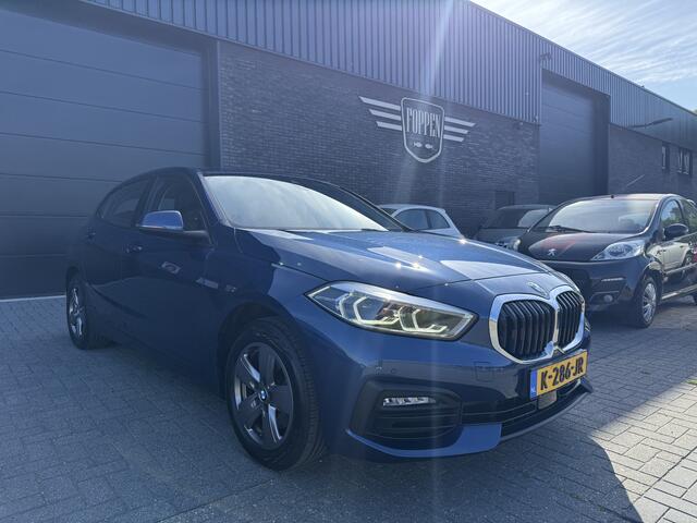 BMW 1-SERIE 116i Executive Edition | 1E EIGENAAR | 12MND GARANTIE | AUTOMAAT | DAB | CARPLAY | LED | NAVI | LMV |