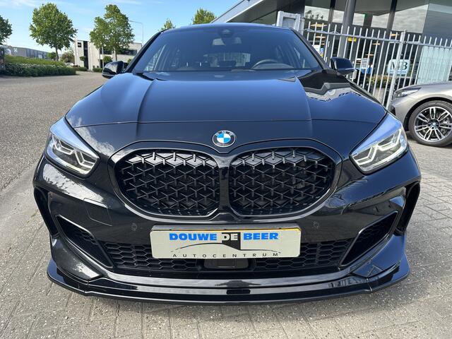 BMW 1-SERIE M135i xDrive Pano-Dak | Adapt. Cruise | M-Performance | Cobra verlaagd