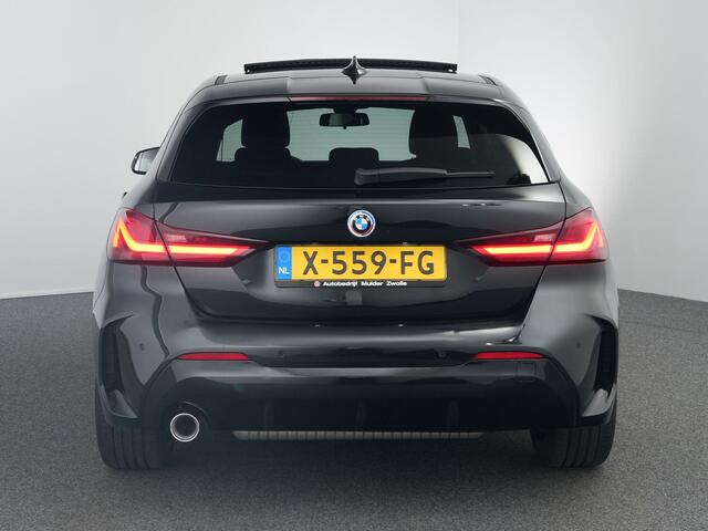 BMW 1-SERIE 118i Corporate High Executive | M sport | 18inch | Pano | Black |