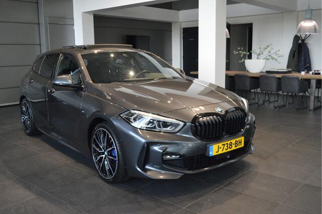 BMW 1-SERIE 118i M-Sport navi leer pano camera cruise 19 inch 140 pk !!