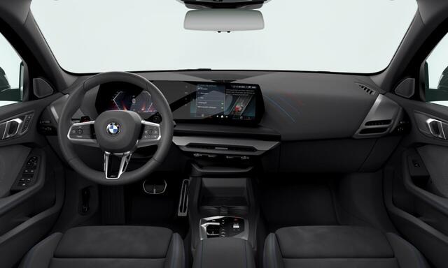 BMW 1-SERIE 123 xDrive | 18 Inch | M-sportpakket Pro | Panoramadak | Premium Pack
