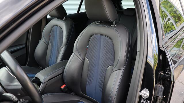 BMW 1-SERIE 118i M-Sport | Harman/Kardon | Panoramadak | Shadow-Line | Live Cockpit Professional