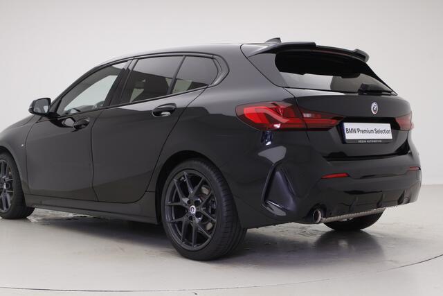 BMW 1-SERIE 118i M-sport | Panoramadak | M-Sport Stoelen | 18" | Shadow Line