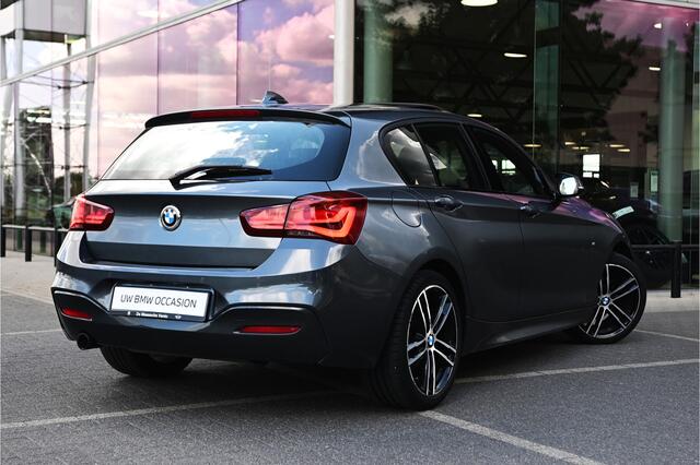 BMW 1-SERIE 118i High Executive Automaat / Schuif-kanteldak / Sportstoelen / LED / M Sportonderstel / Stoelverwarming / Cruise Control
