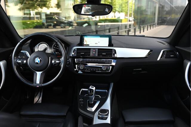 BMW 1-SERIE 118i High Executive Automaat / Schuif-kanteldak / Sportstoelen / LED / M Sportonderstel / Stoelverwarming / Cruise Control
