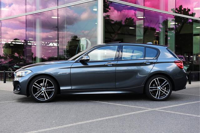 BMW 1-SERIE 118i High Executive Automaat / Schuif-kanteldak / Sportstoelen / LED / M Sportonderstel / Stoelverwarming / Cruise Control