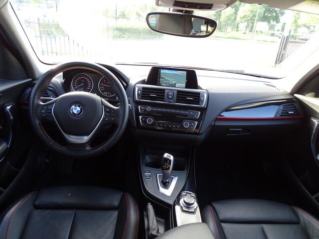 BMW 1-SERIE 120i Sport-Line Sportstoelen ECC Airco Navigatie 16"LM Velgen