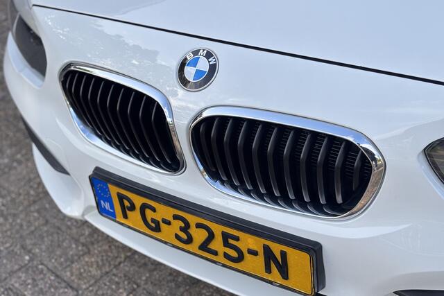 BMW 1-SERIE 118i Corporate Lease Automaat | PDC A | Navi | Bluetooth