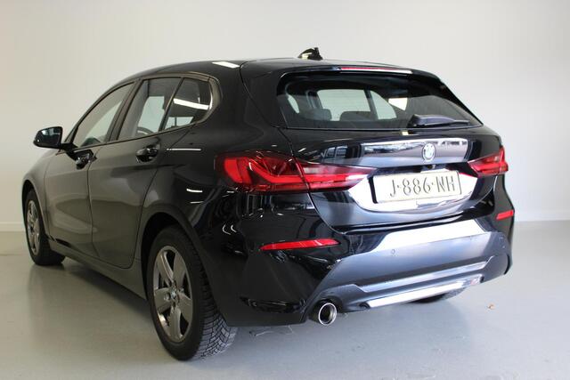BMW 1-SERIE 116d Executive Edition | ACC | CARPLAY | CLIMA | PDC-V/A | NAVIGATIE | LED | DAB-RADIO | M-TIMER! |