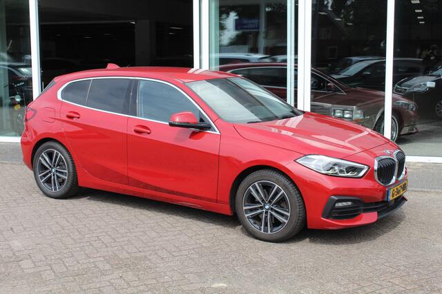 BMW 1-SERIE 118i Nieuw model