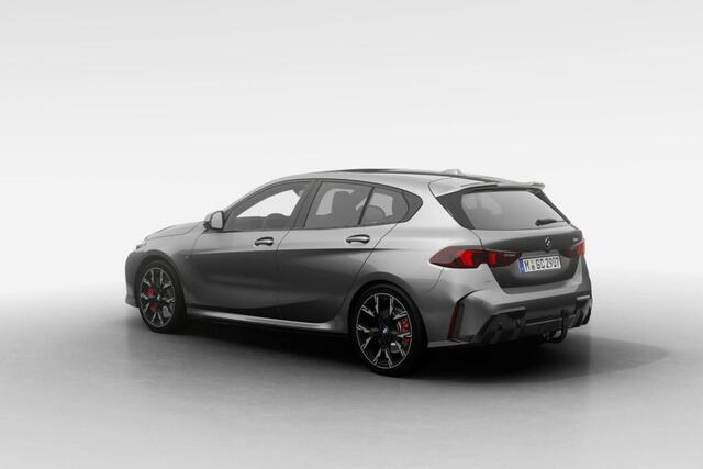 BMW 1-SERIE 120 | M Sport Pro | Innovation Pack | Harman-Kardon Souns System | Driving Assistant Plus