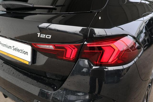 BMW 1-SERIE 5-deurs 120 M Sportpakket | Premium Pack | Harman-Kardon | Stoelverwarming