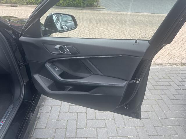 BMW 1-SERIE 116i