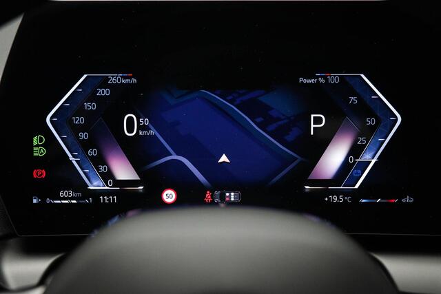 BMW 1-SERIE 120 M-Sport | INNOVATION / M SPORT PRO- PACK | HEAD UP | 360 CAMERA | 19"