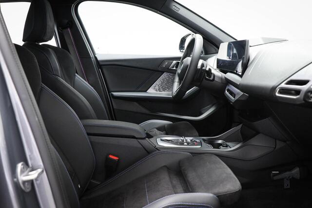 BMW 1-SERIE 120 M-Sport | INNOVATION / M SPORT PRO- PACK | HEAD UP | 360 CAMERA | 19"