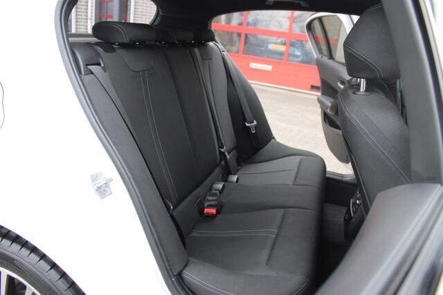 BMW 1-SERIE 116i Edition Sport Line Shadow Executive