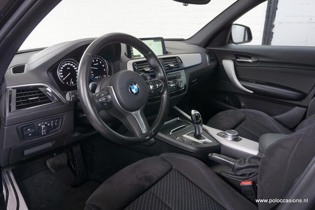 BMW 1-SERIE 118i Automaat | M-Pakket | Carplay | Alcantara | Dealerauto