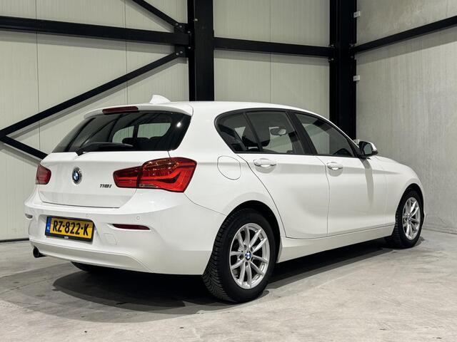 BMW 1-SERIE 118i Executive Aut. | navi | climate-control | led |
