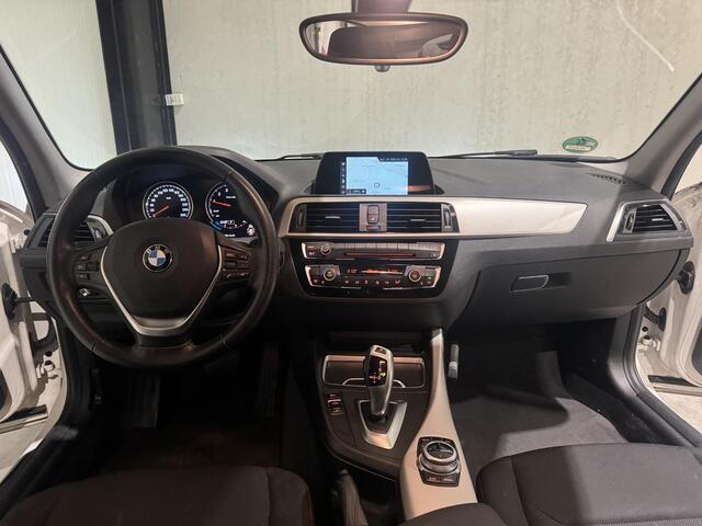 BMW 1-SERIE 118i Executive Aut. | navi | climate-control | led |