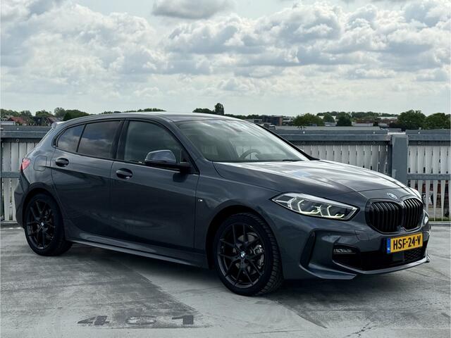 BMW 1-SERIE 118i High M-sport | Pano | Kuipstoelen | Virtual Cockpit