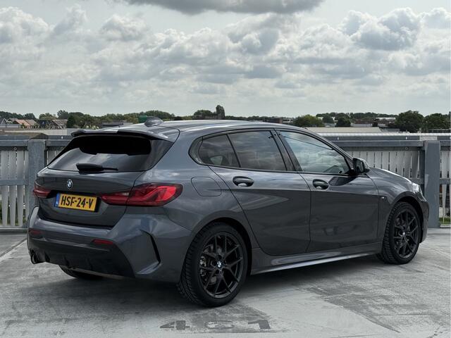BMW 1-SERIE 118i High M-sport | Pano | Kuipstoelen | Virtual Cockpit