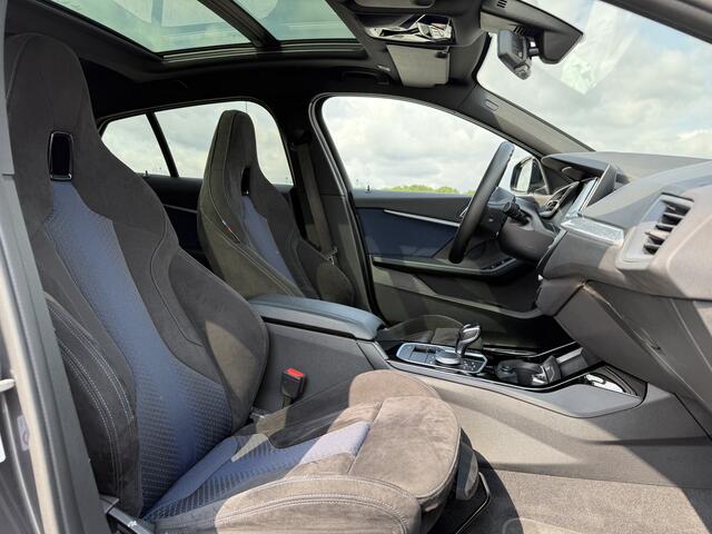 BMW 1-SERIE 118i High M-sport | Pano | Kuipstoelen | Virtual Cockpit