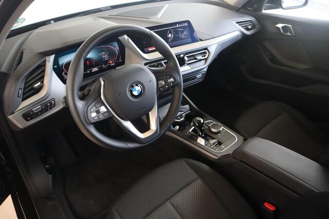 BMW 1-SERIE 5-deurs 118i | Premium Pack | Harman Kardon | Easter