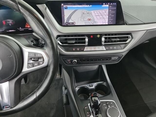 BMW 1-SERIE 120i Aut. Business Ed. | Navi | BMW-Individual | Led |