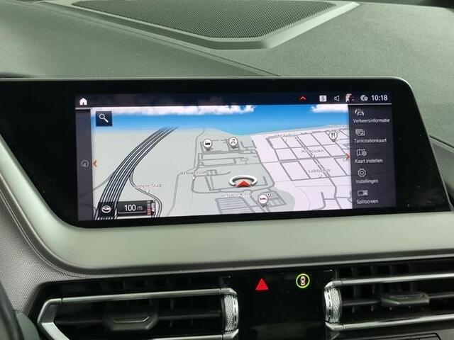 BMW 1-SERIE 120i Aut. Business Ed. | Navi | BMW-Individual | Led |