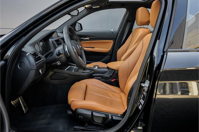 BMW 1-SERIE M140i Shadow Schuifdak H/K Stuurverw Camera CarPlay Leer
