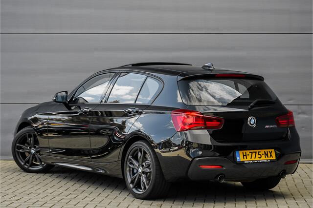 BMW 1-SERIE M140i Shadow Schuifdak H/K Stuurverw Camera CarPlay Leer