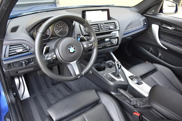 BMW 1-SERIE M140i xDrive * Harman Kardon * Apple CarPlay * LED *
