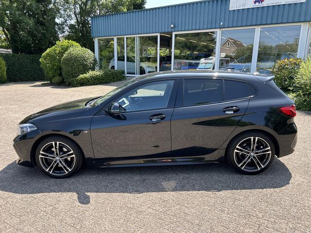 BMW 1-SERIE 118i High Executive M Sport