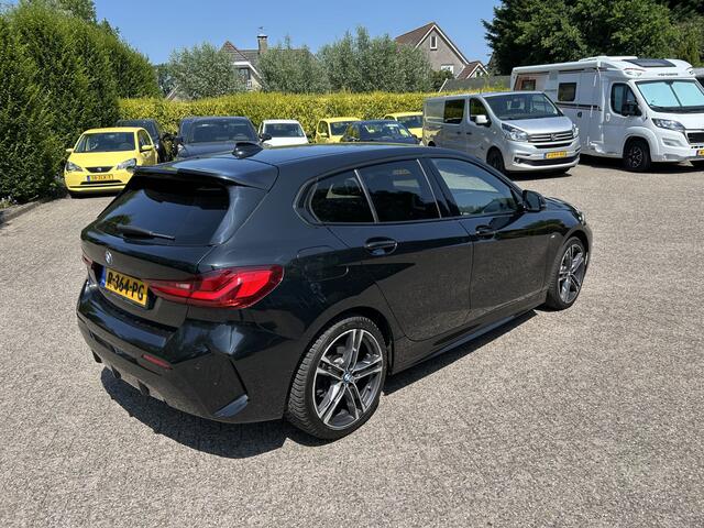 BMW 1-SERIE 118i High Executive M Sport