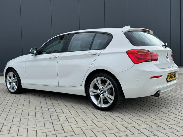 BMW 1-SERIE 118I 136PK, Cruise, Panorama dak, 18 inch LM