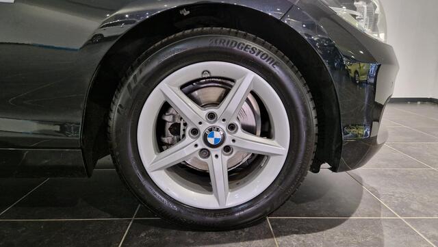 BMW 1-SERIE 118i Corporate Lease Executive | Afneembare Trekhaak