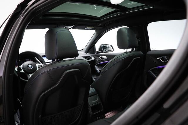 BMW 1-SERIE 118i High Executive | PANORAMADAK | SPORTSTOELEN