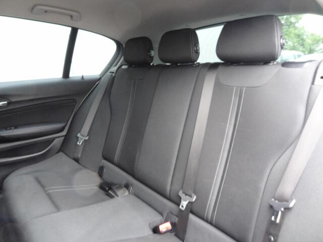 BMW 1-SERIE 118i Edition Sport Line Shadow Executive | M- Sportstuur | NAVI | CRUISE | CLIMATE CONTROL