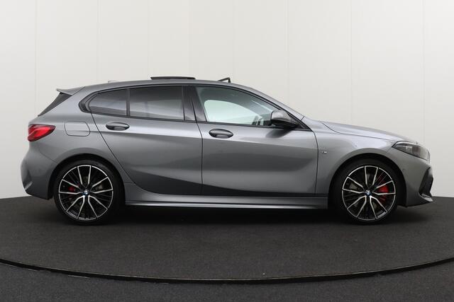 BMW 1-SERIE 118i M-Sport Pano-dak 19'LMV Camera Leder Stoel+Stuurverwarming
