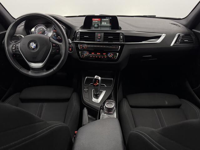 BMW 1-SERIE 118i Executive Clima, Navi, Parkeersensoren, Keyless start, Cruise control, Lichtmetalen velgen