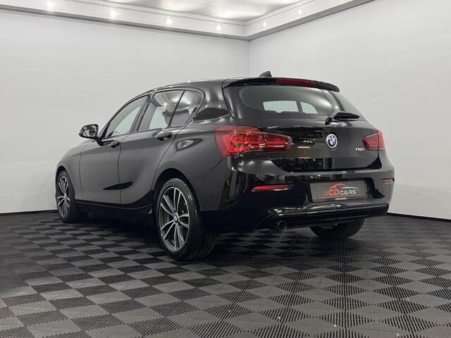 BMW 1-SERIE 118i Executive Clima, Navi, Parkeersensoren, Keyless start, Cruise control, Lichtmetalen velgen