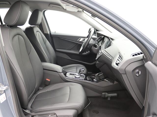 BMW 1-SERIE 118i Executive Edition Luxury Line Leder