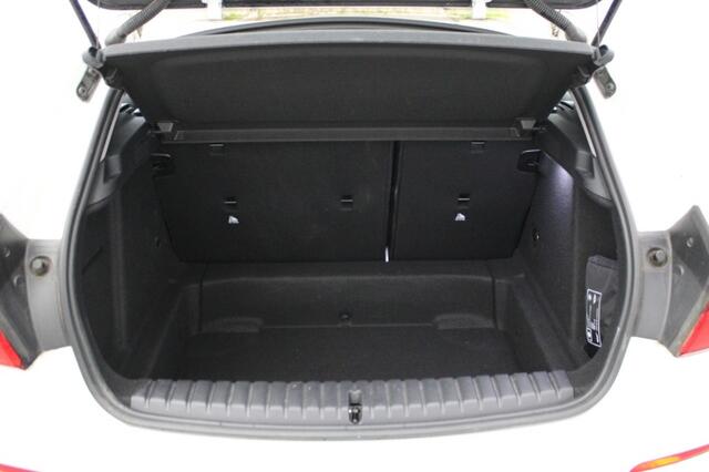 BMW 1-SERIE 118i - Lane Assist