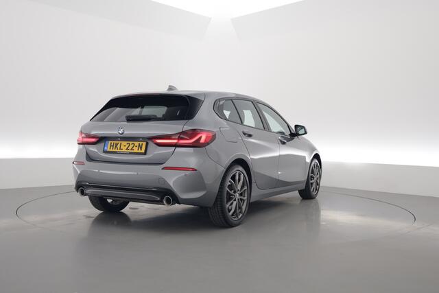 BMW 1-SERIE 120i | CarPlay | Navi | PDC V+A | Stoel-Stuurver. | Cruise
