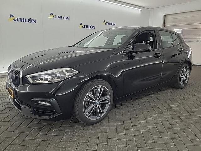 BMW 1-SERIE 116d Executive Ed. | Live Cockpit | Sfeerverlichting | Apple Carplay |