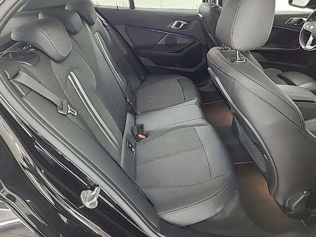 BMW 1-SERIE 116d Executive Ed. | Live Cockpit | Sfeerverlichting | Apple Carplay |
