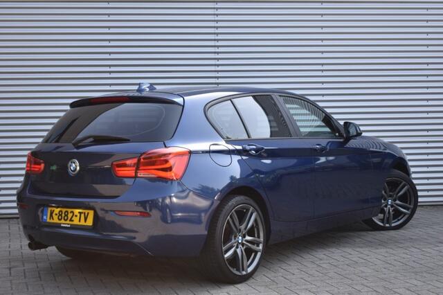 BMW 1-SERIE 116I 5DRS. / 18inch M SPORT / APPLE CARPLAY + NAVI / P.CAM + PDC V+A