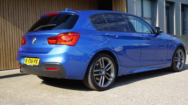 BMW 1-SERIE 118i 136pk 5Drs M-Sport Shadow-Line Leder LED 18inch LM Navi *Estoril Blau Metallic*