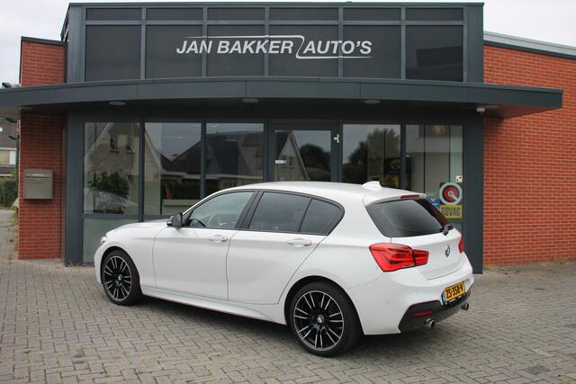 BMW 1-SERIE 118i Executive ? Automaat ? Bluetooth ? M-sport ?